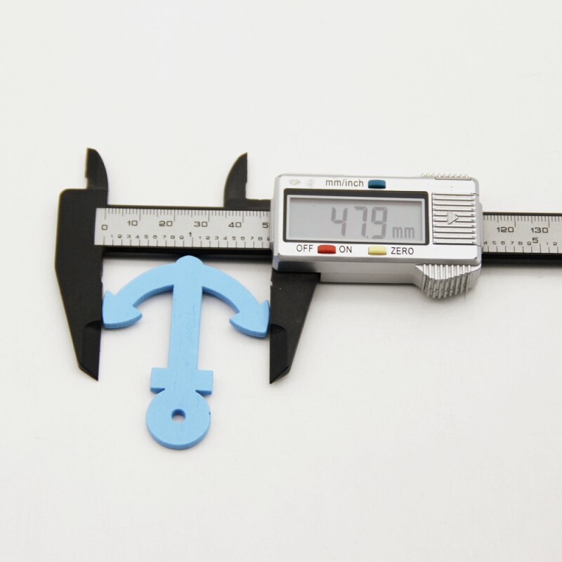 50 kleine Anker aus Holz